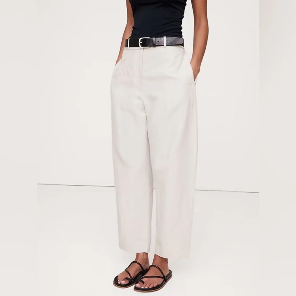 BANANA REPUBLIC HIGH-RISE BARREL TENCEL-LINEN PANT in Lunar Dust Size 4 NWT $140